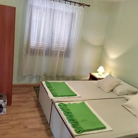 Mihalic *