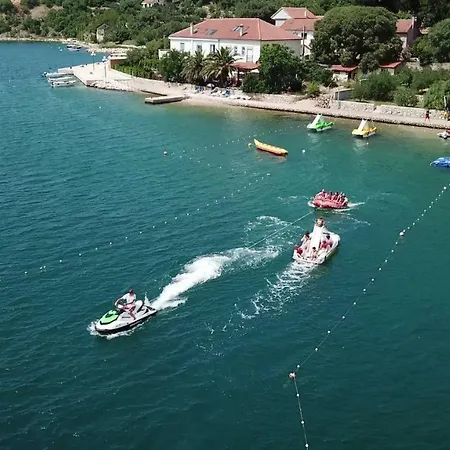 Mihalic * Maslenica
