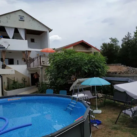 Mihalic Apartment